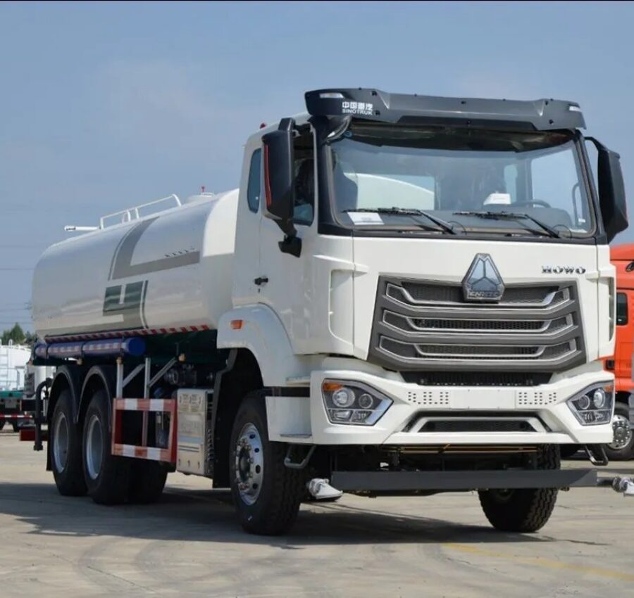 HOWO 20000 Liters Water Truck (2)