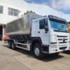 HOWO 30 CBM Bulk Feed Transport Truck (3)