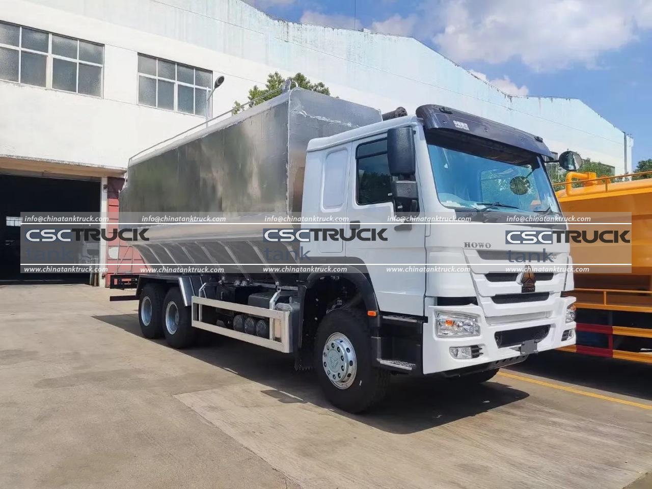 HOWO 30 CBM Bulk Feed Transport Truck (3) HOWO 30 CBM Bulk Feed Transport Truck (3)