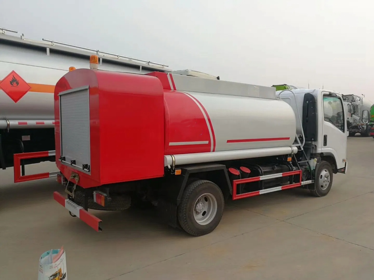ISUZU KV600 10 CBM Diesel Fuel Bowser (4)
