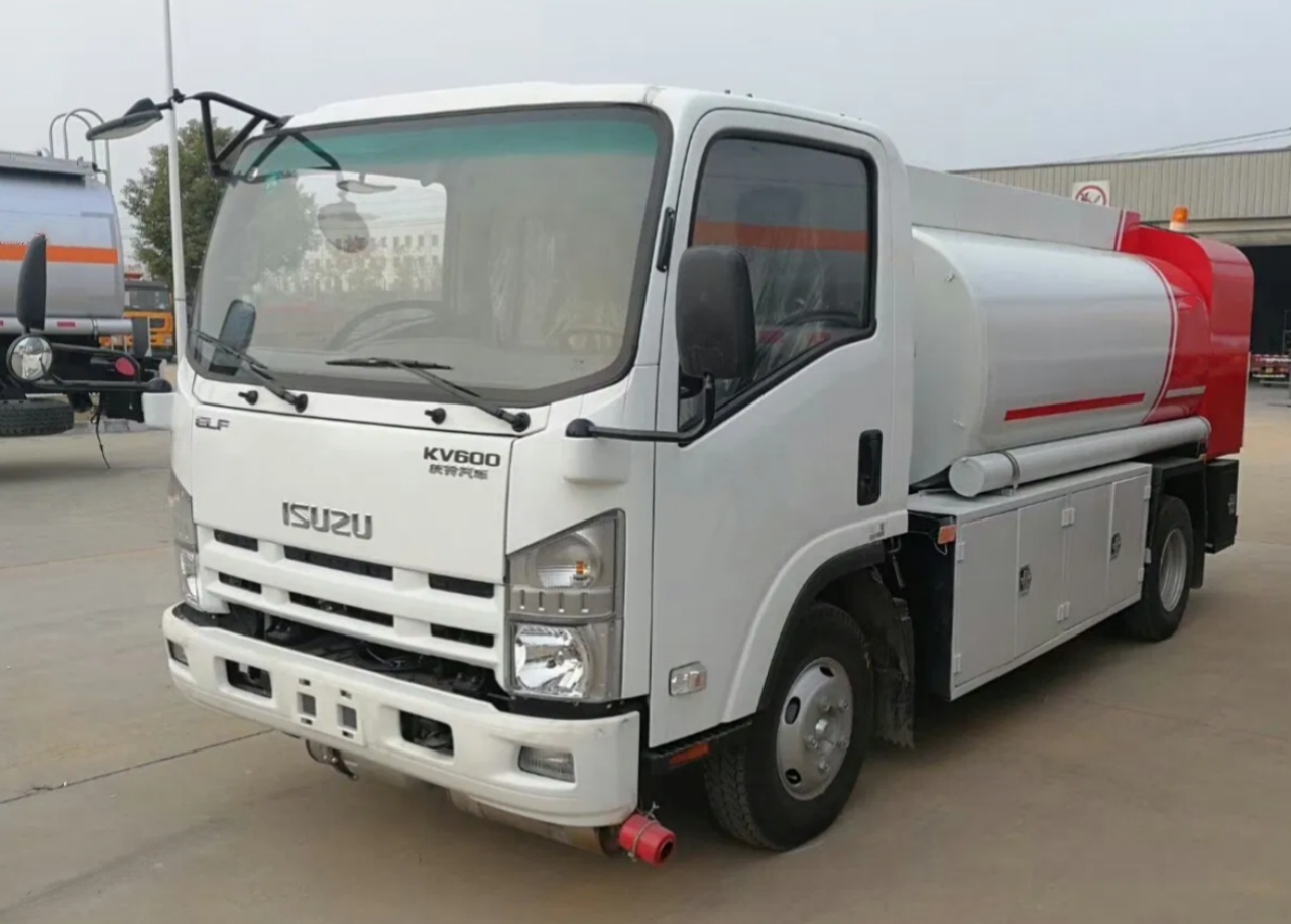 ISUZU KV600 10 CBM Diesel Fuel Bowser
