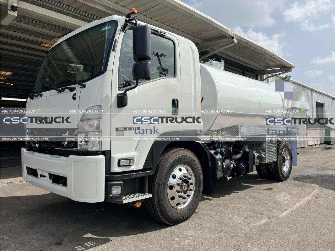 ISUZU Water Tank Truck (5)