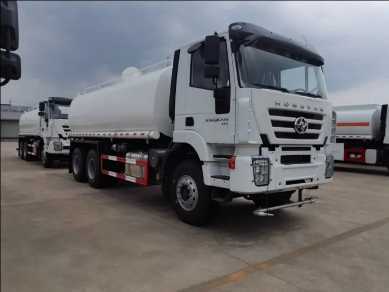 IVECO 25000 Liters Water Tanker Truck (2)