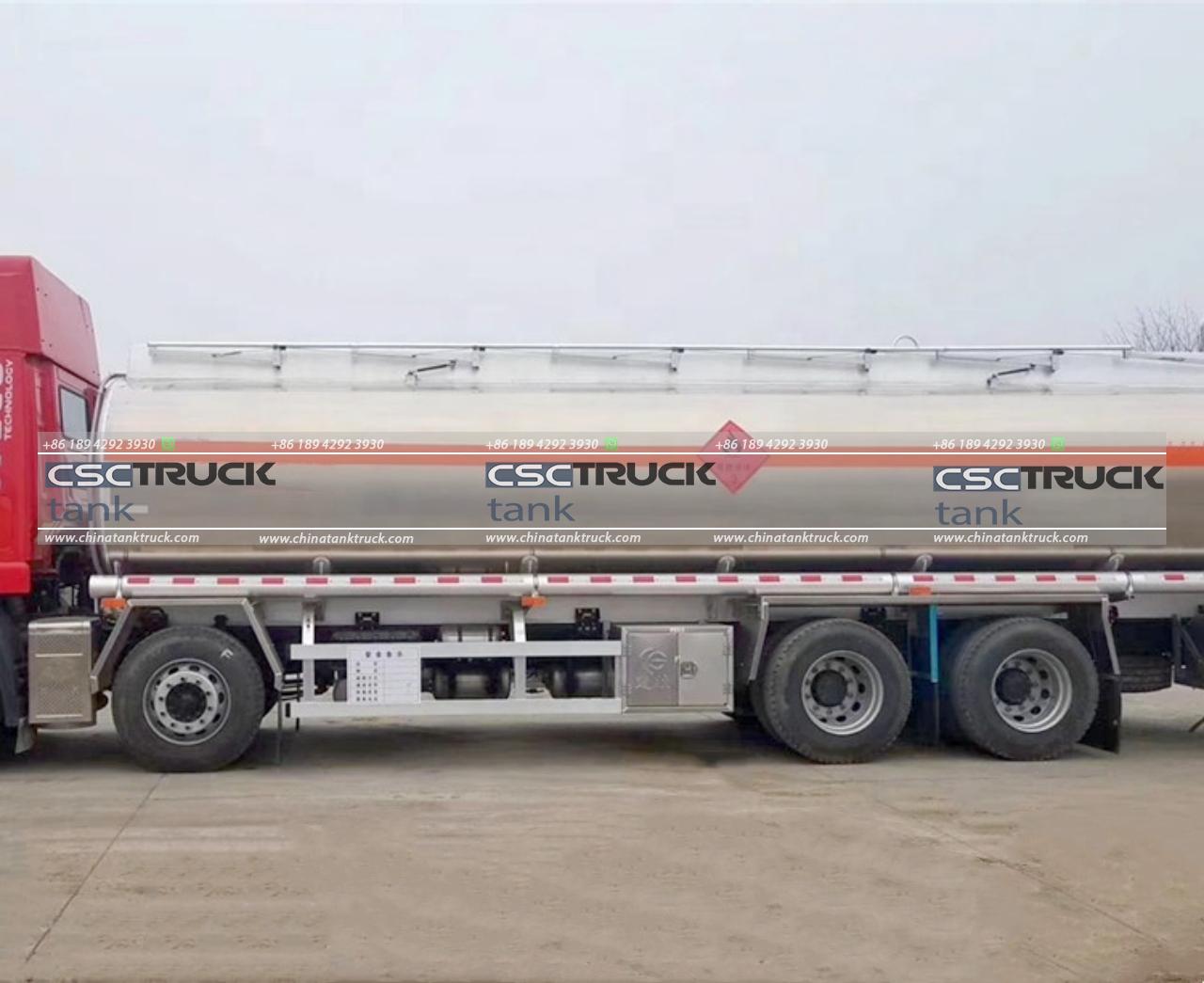 IVECO 32000 Liters Fuel Tanker Truck (4) IVECO 32000 Liters Fuel Tanker Truck (4)