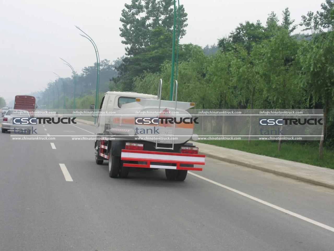 JAC 5CBM Fuel Delivery Truck (2) JAC 5CBM Fuel Delivery Truck (2)