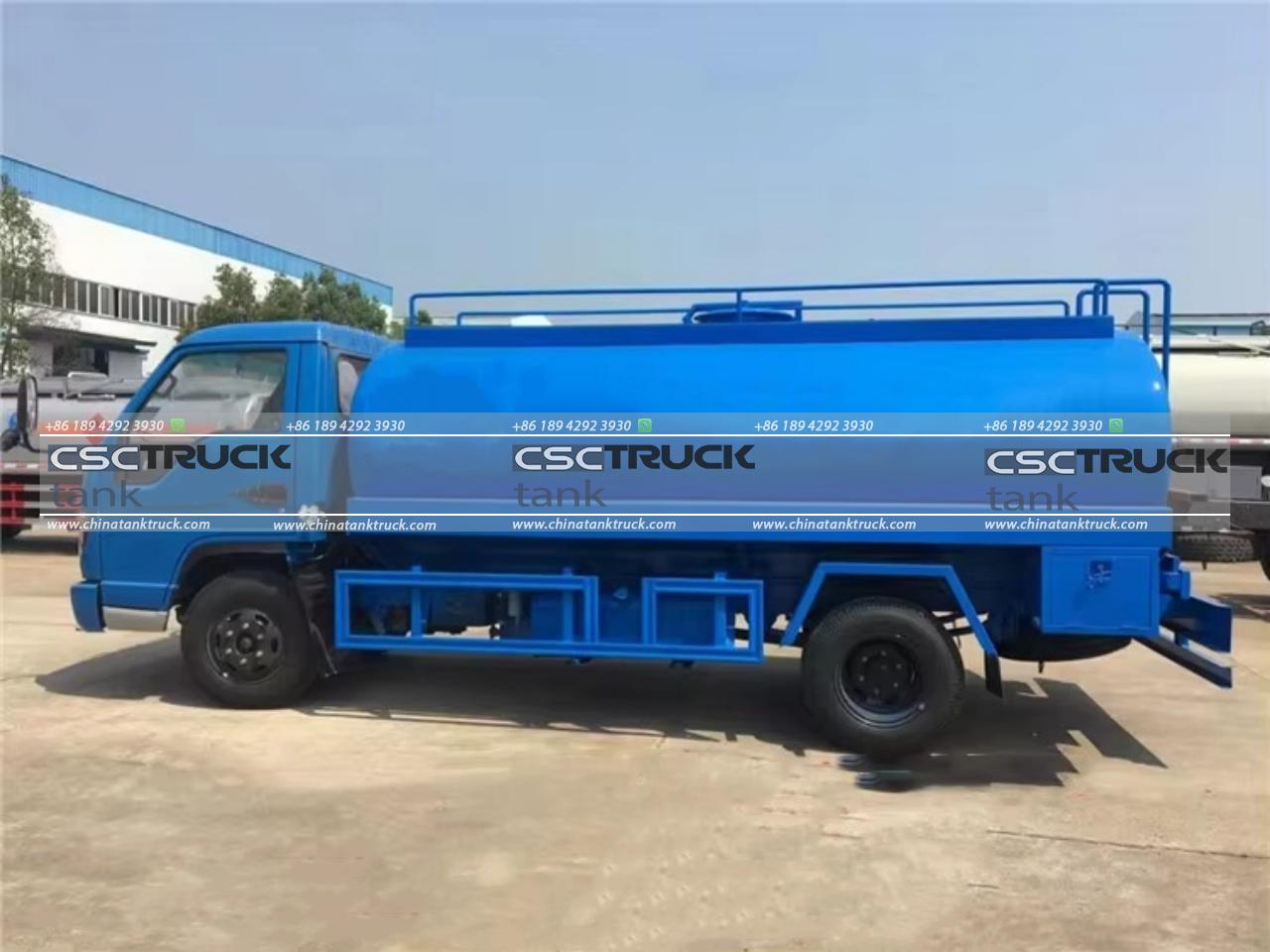 Milk Tank Truck (3) Milk Tank Truck (3)