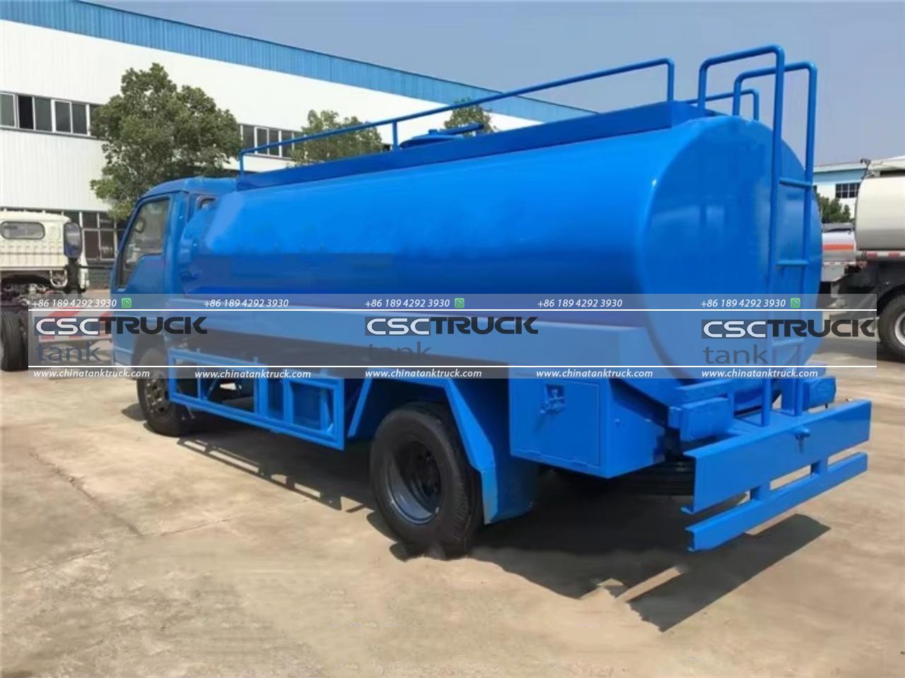 Milk Tank Truck (4) Milk Tank Truck (4)