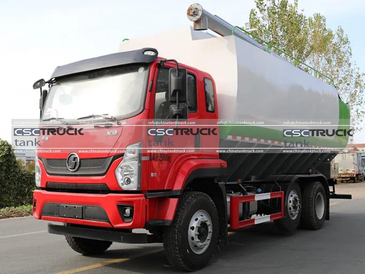 SHACMAN 30 CBM Feed Delivery Truck