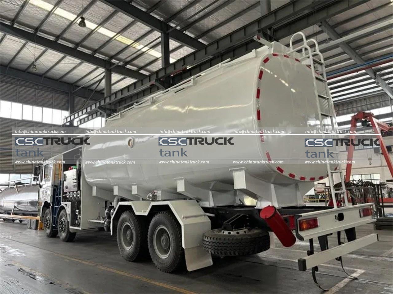 SHACMAN F3000 30000 Liters Aircraft Refueller (4)