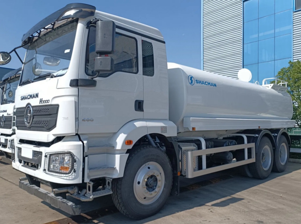 SHACMAN H3000 20 CBM Water Tanker Truck
