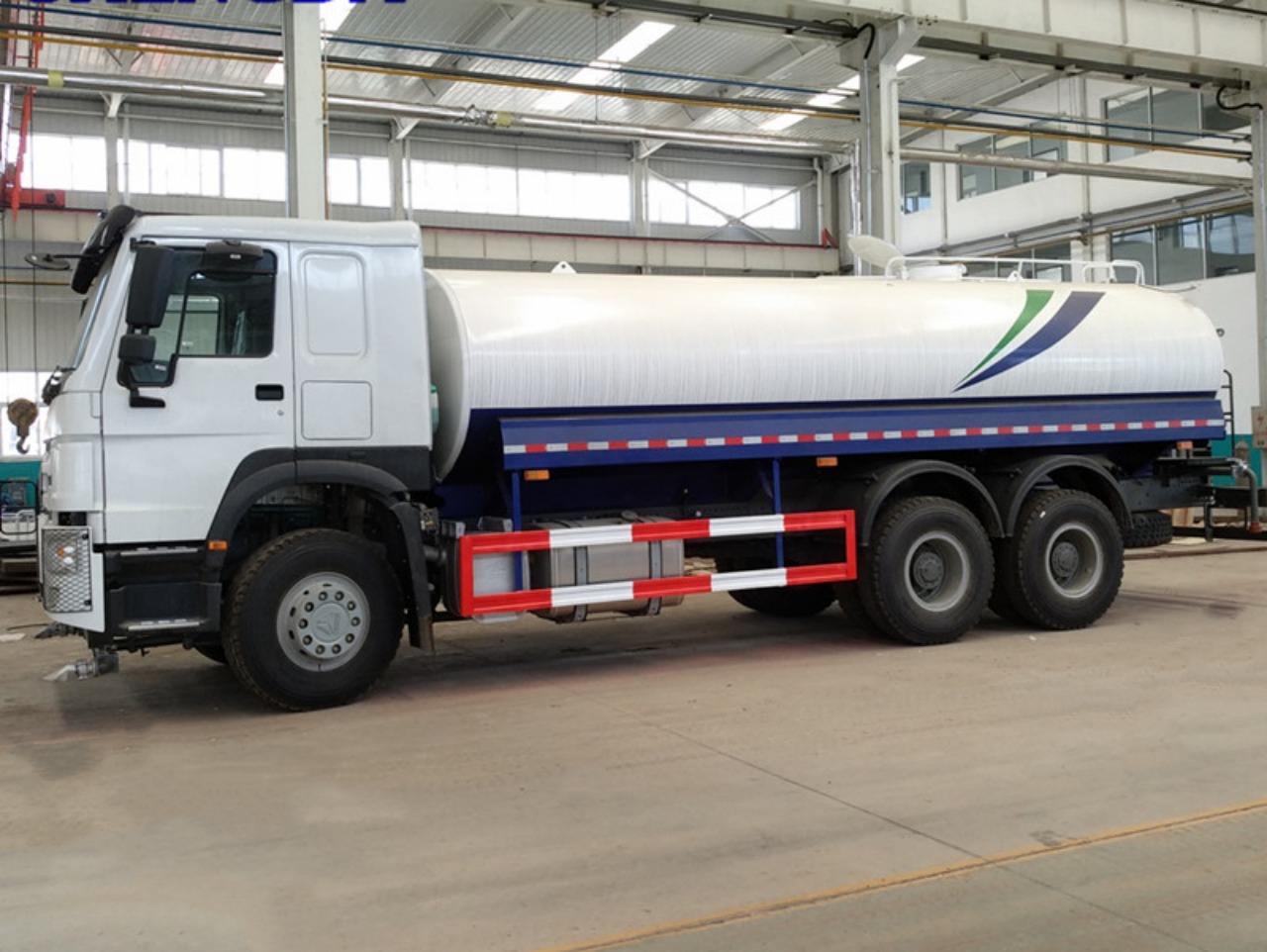 Water Bowser Truck (4)